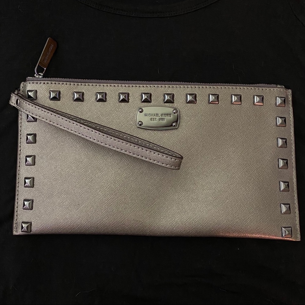NEW Michael Kors Clutch Wristlet.